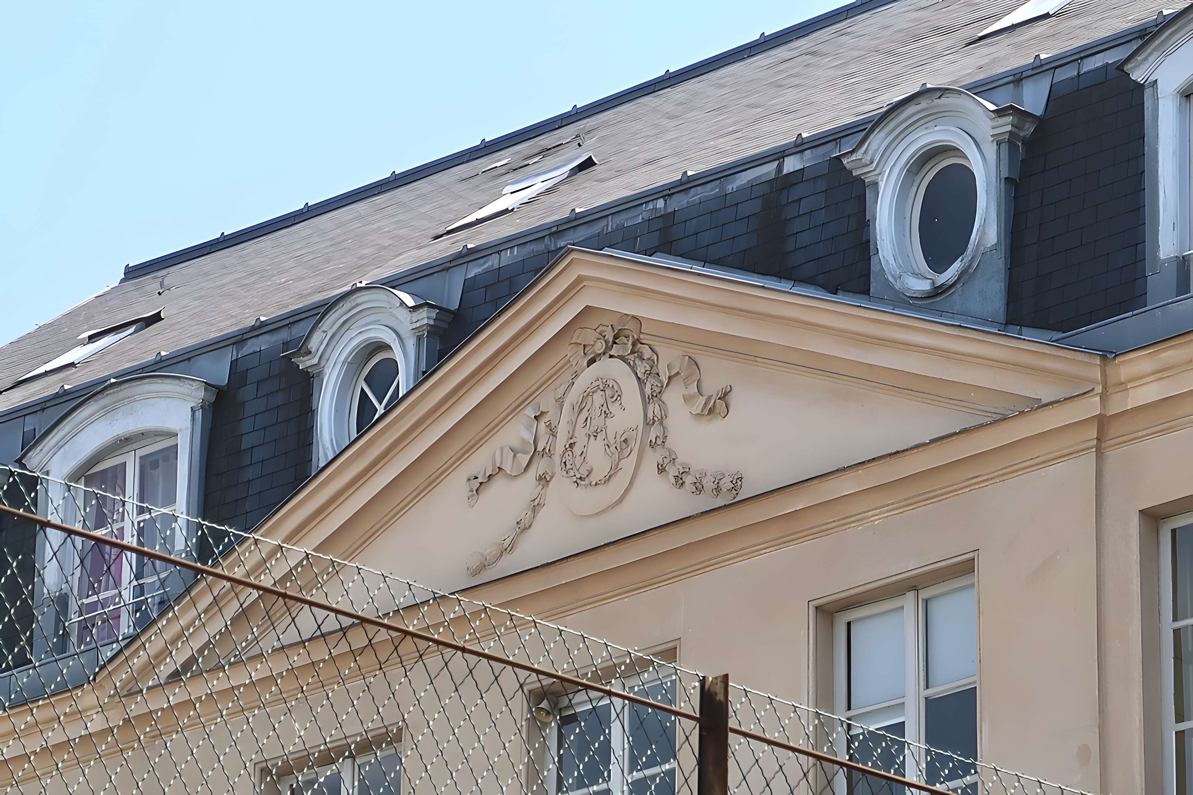Ancien Hôtel Véron ou Château d'Auteuil, dit aussi Hôtel Puscher ou de Pérignon