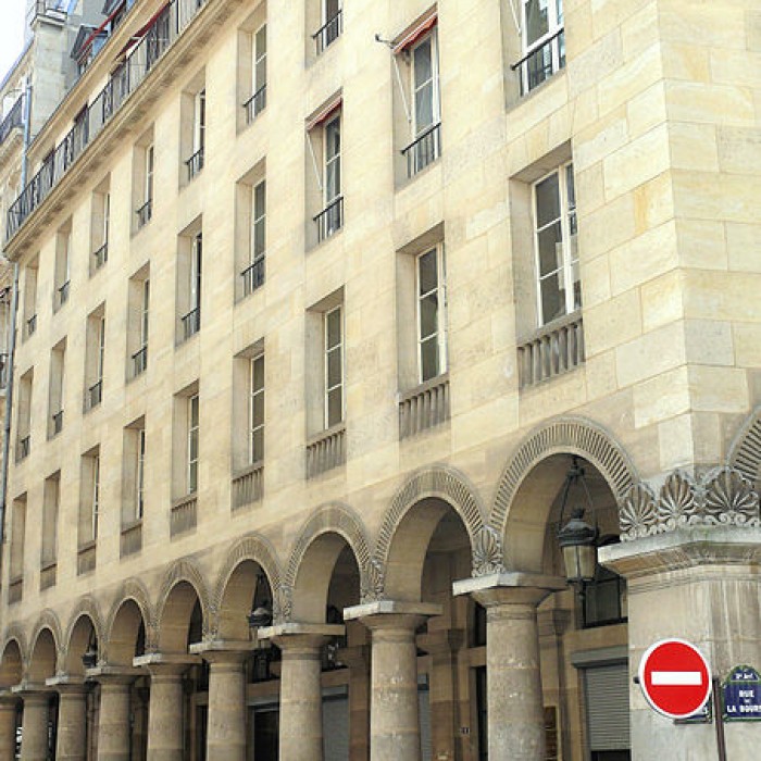 Photo de Immeuble 1-2-3-4-5-7 Rue des Colonnes - Paris 2ème