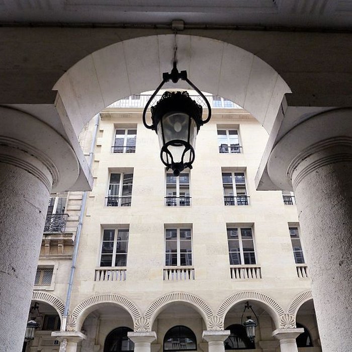 Photo de Immeuble 1-2-3-4-5-7 Rue des Colonnes - Paris 2ème