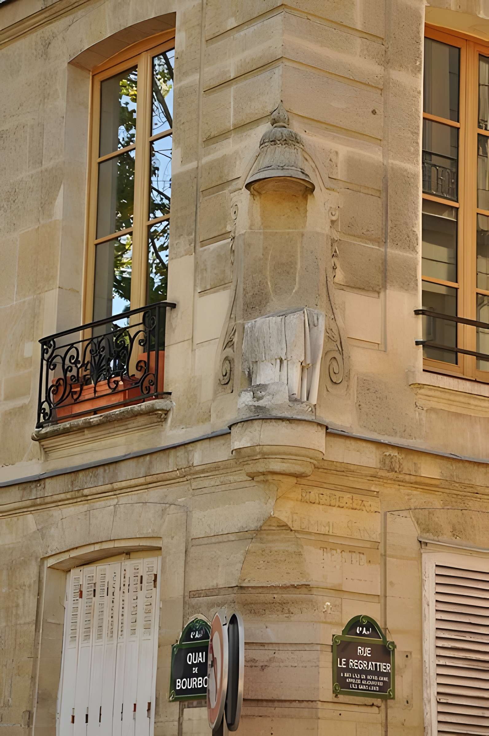 Immeuble 19bis Quai de Bourbon - Paris 4ème 