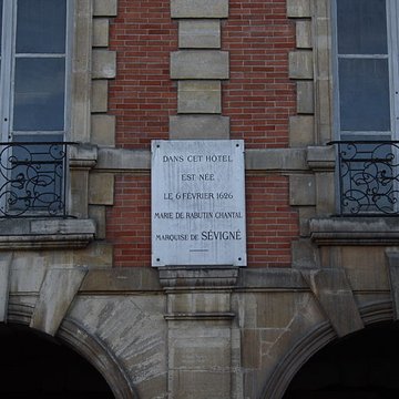 Immeuble 2bis Place des Vosges - Paris 4ème