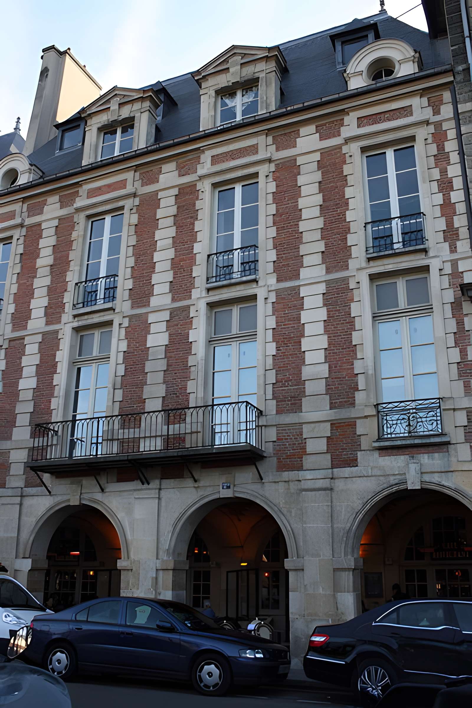 Immeuble 2bis Place des Vosges - Paris 4ème
