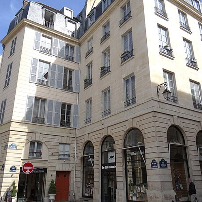 Photo de Immeuble 7 Place de lOdéon - Paris 6ème