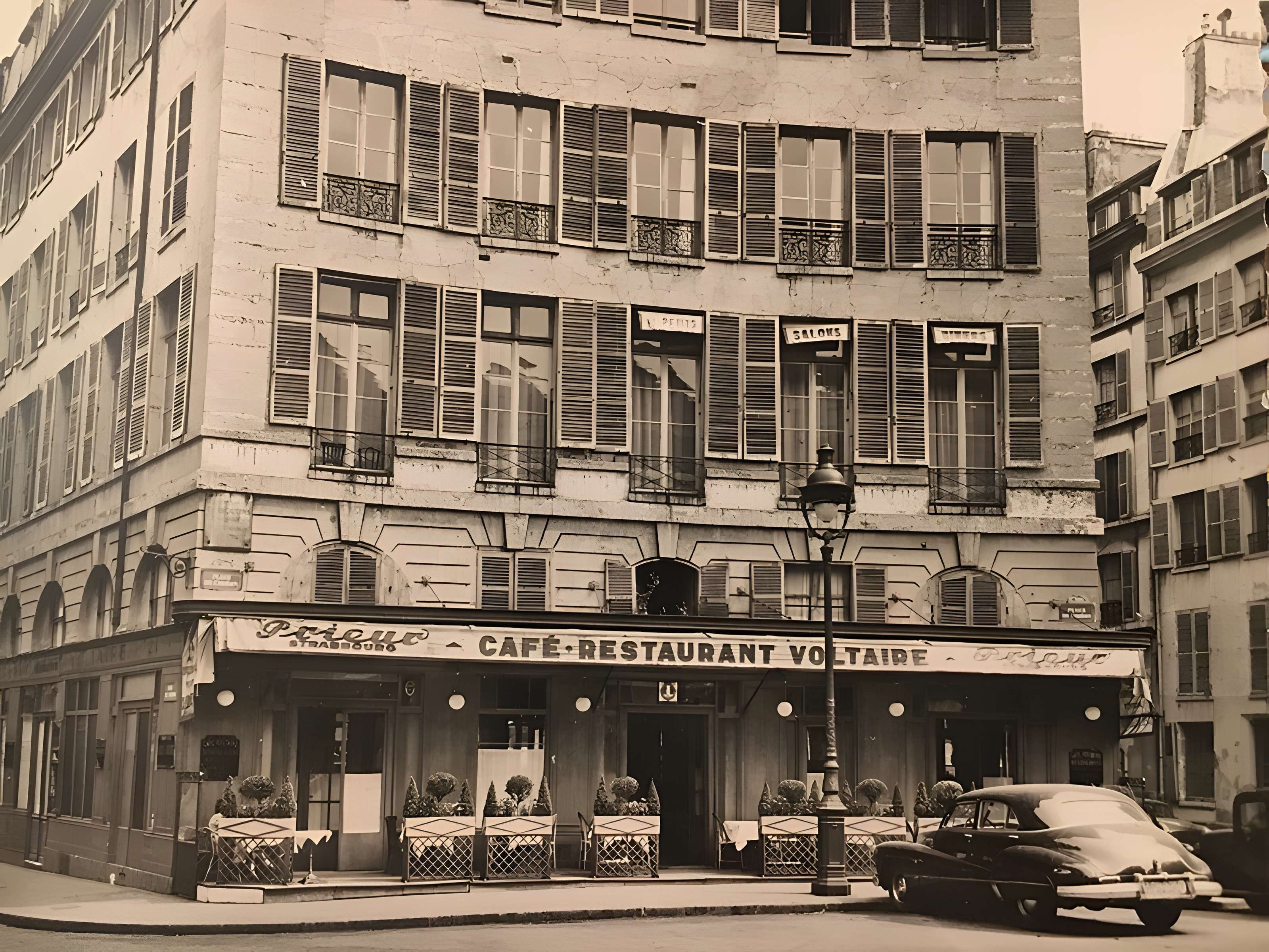 Immeuble 7 Place de l'Odéon - Paris 6ème