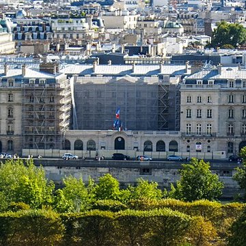 Immeuble de la Caisse des dépôts et consignations à Paris