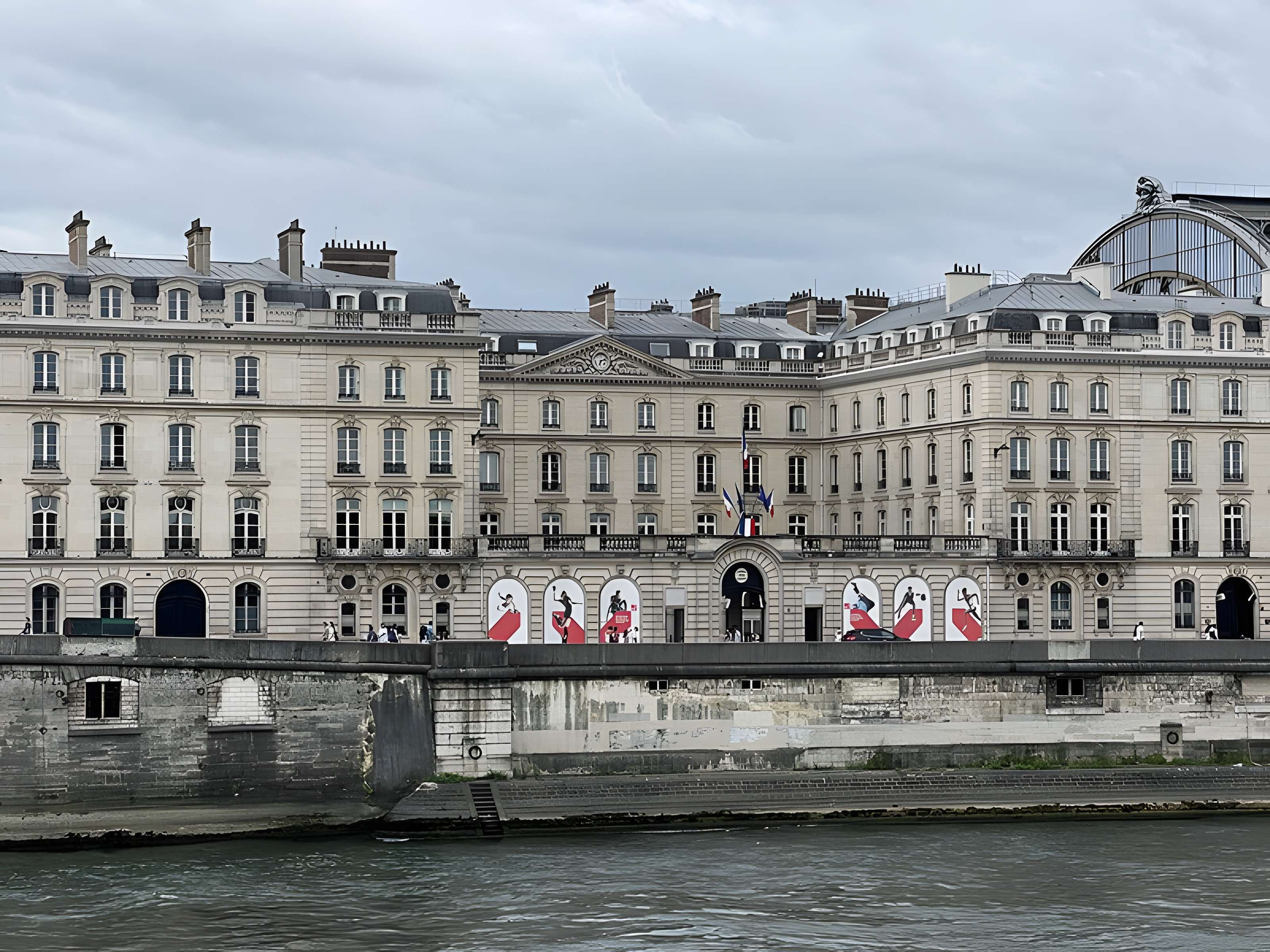 Immeuble de la Caisse des dépôts et consignations à Paris