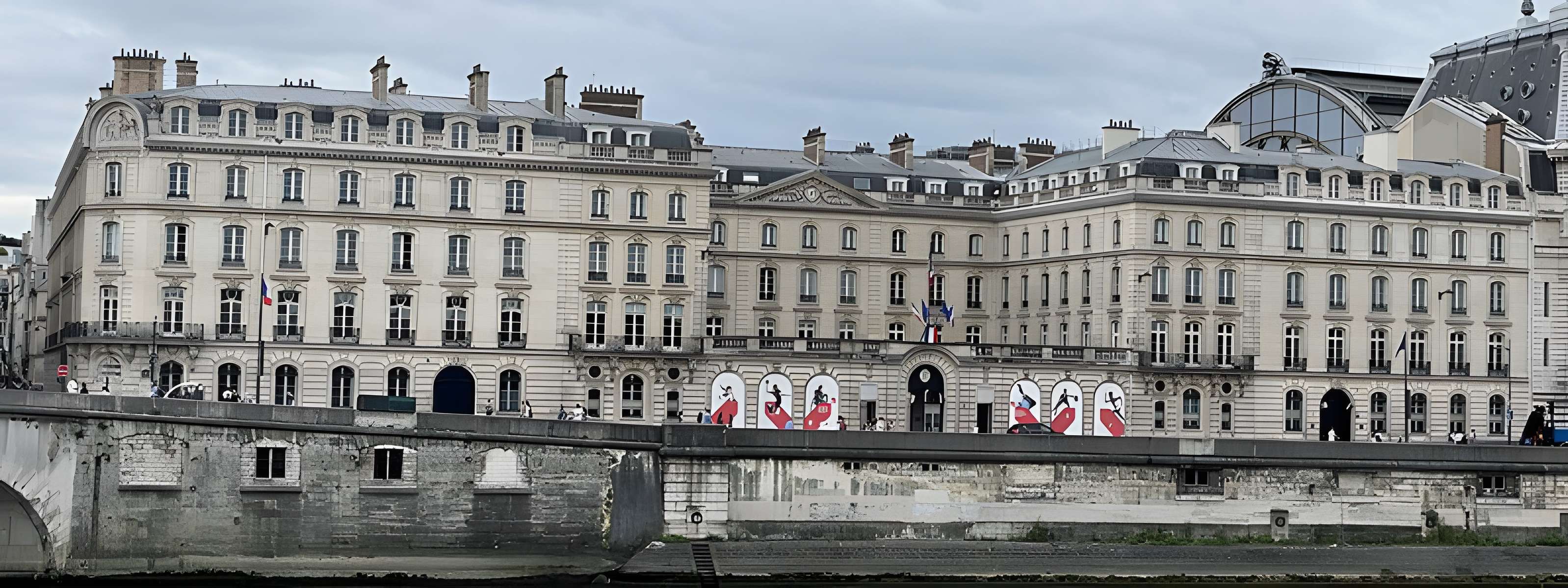 Immeuble de la Caisse des dépôts et consignations à Paris