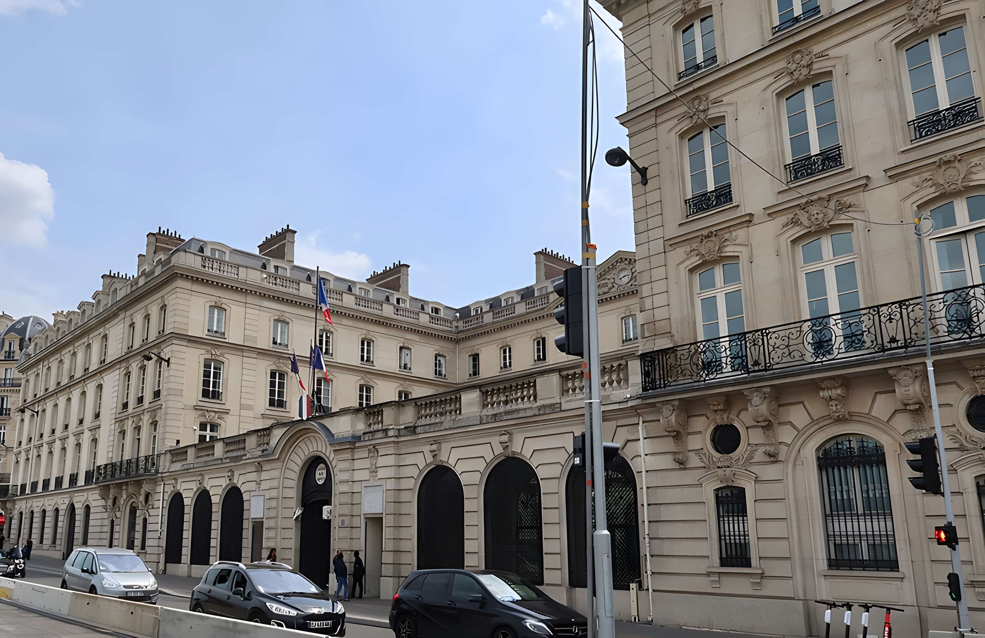 Immeuble de la Caisse des dépôts et consignations à Paris