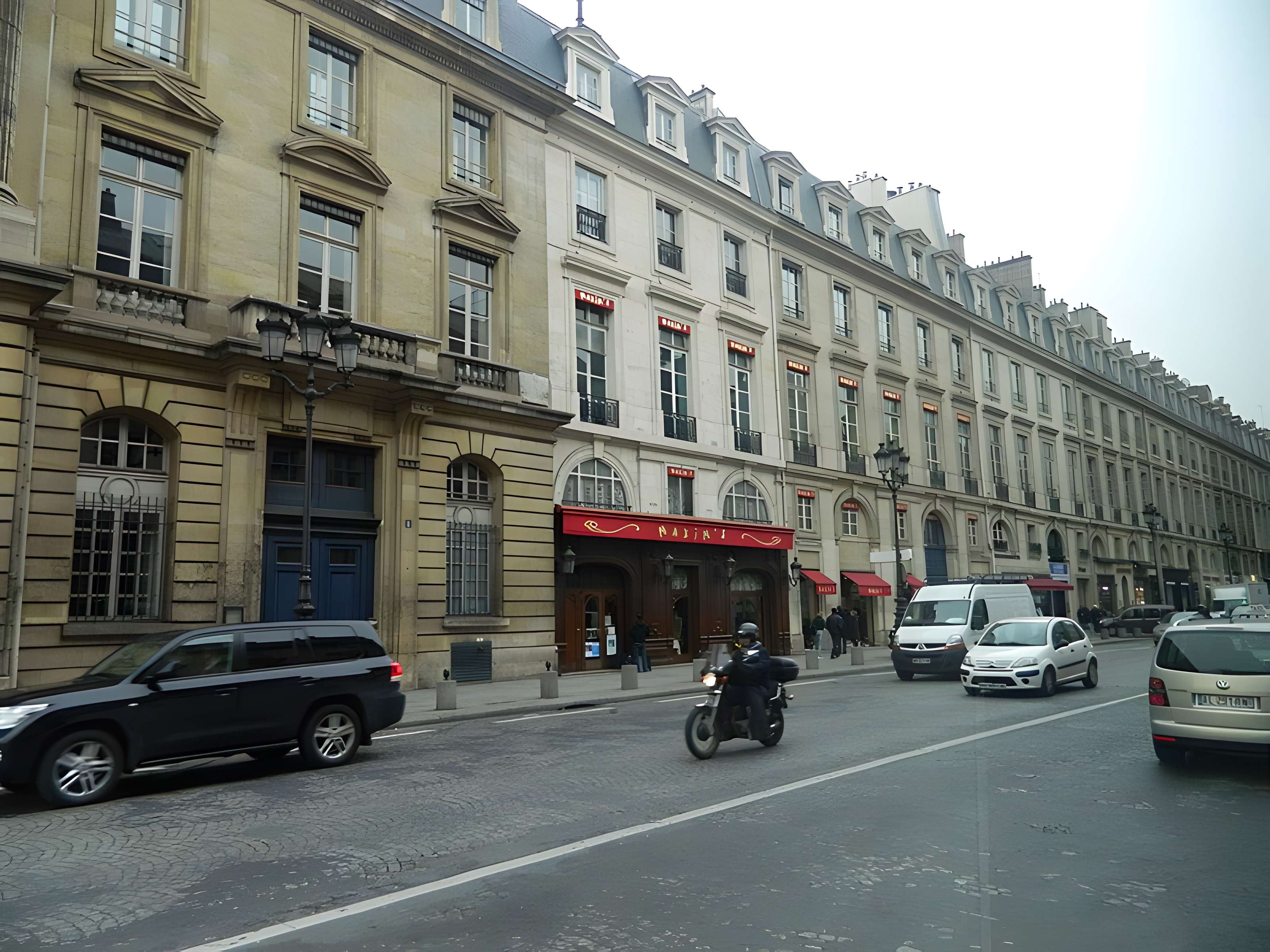 Immeuble 3 Rue Royale - Paris 8ème