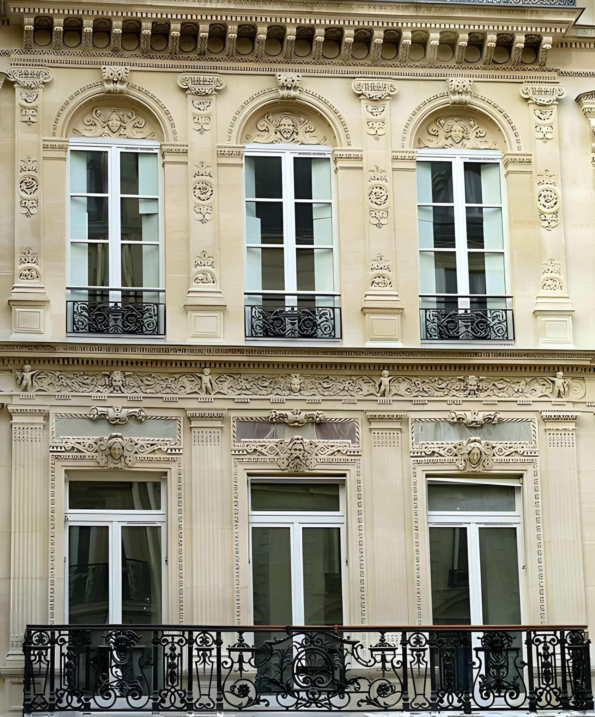 Immeuble 32 Rue de Châteaudun - Paris 9ème 