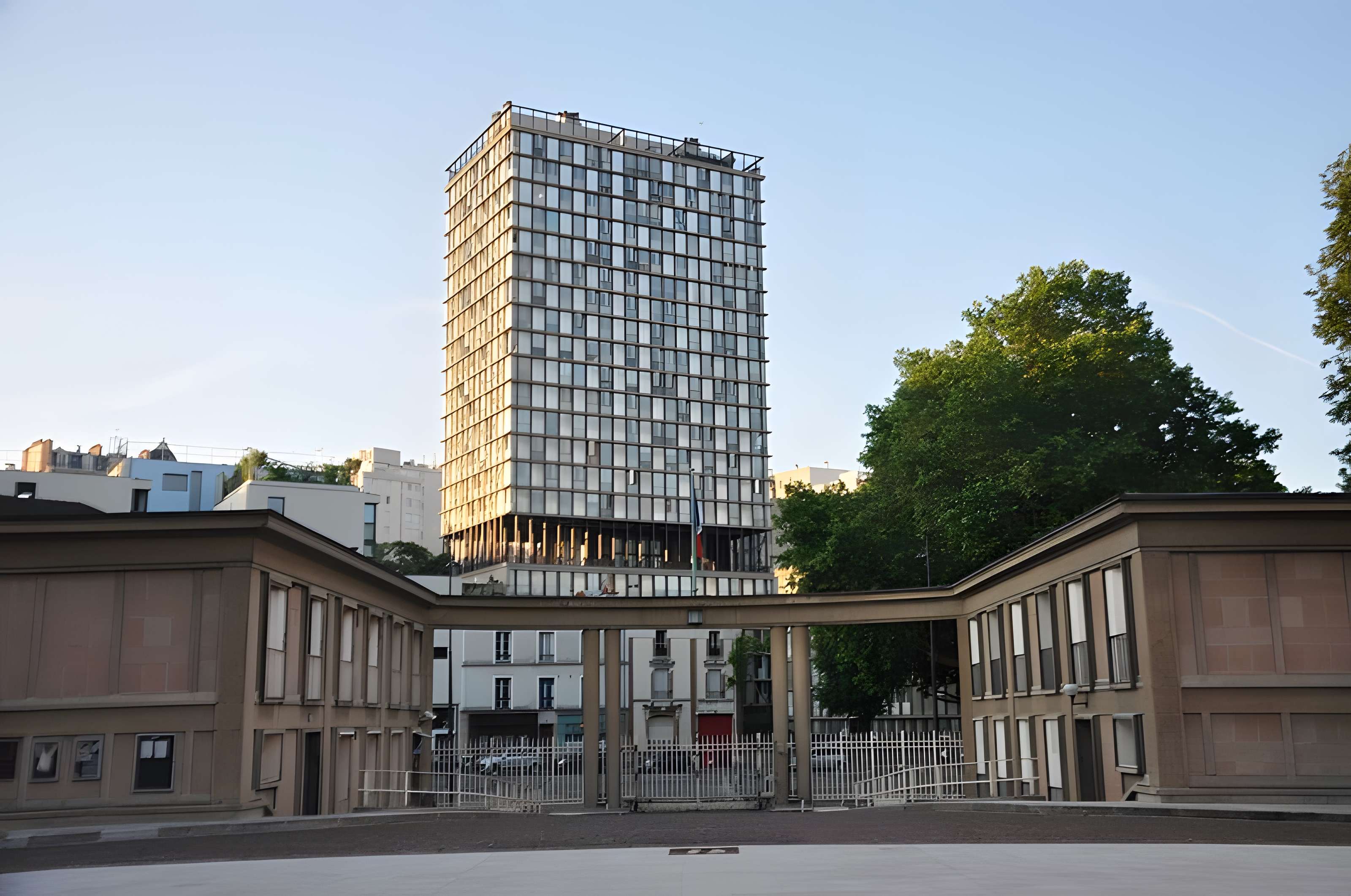 Tour Albert à Paris