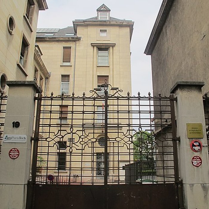 Photo de Immeuble 19 Avenue du Maine - Paris 15ème