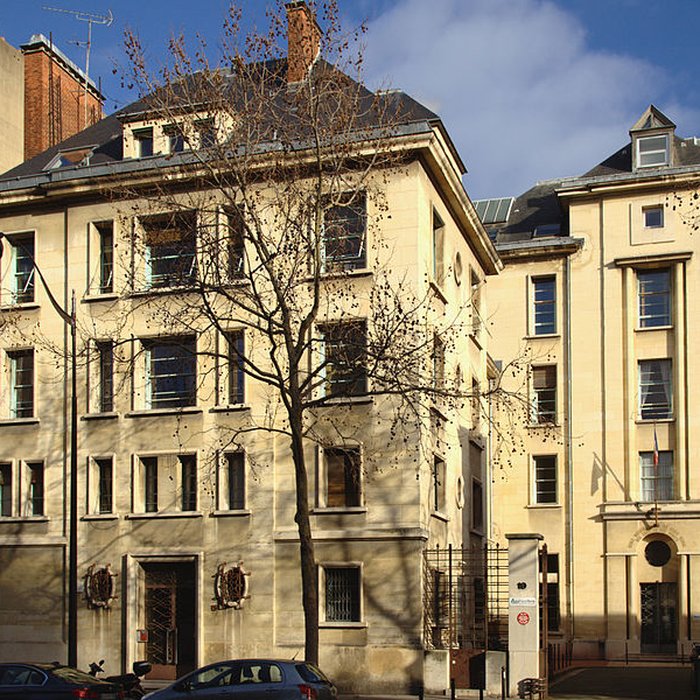 Photo de Immeuble 19 Avenue du Maine - Paris 15ème