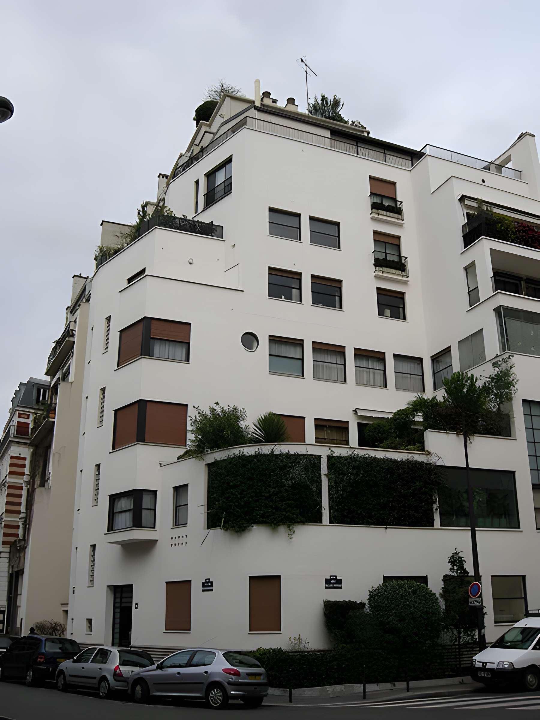 Immeubles N° 1-12 Rue Mallet-Stevens à Paris