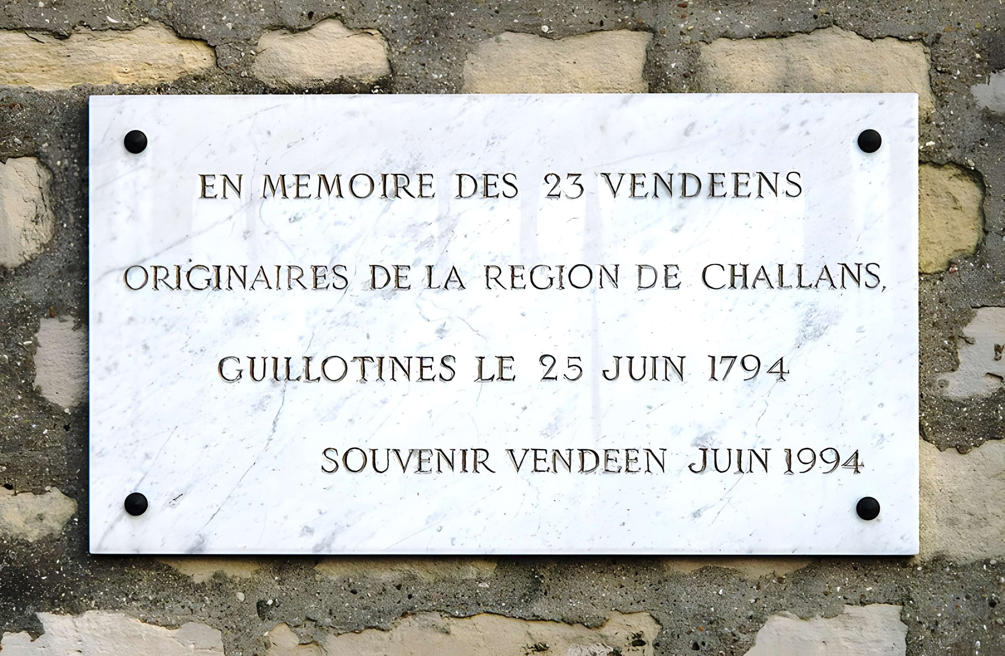 Cimetière de Picpus et ancien couvent des chanoinesses de Picpus