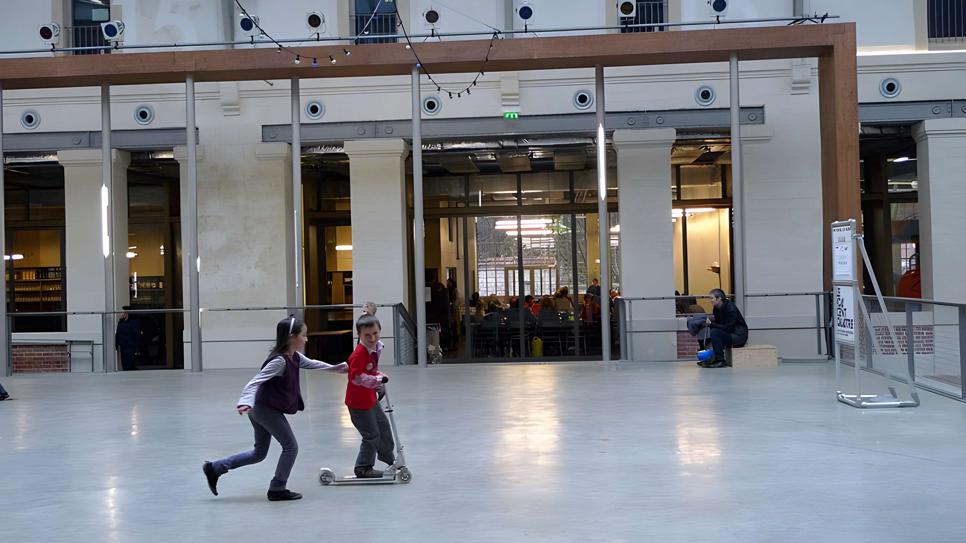 Pompes Funèbres 108 Rue d'Aubervilliers - Paris 19ème