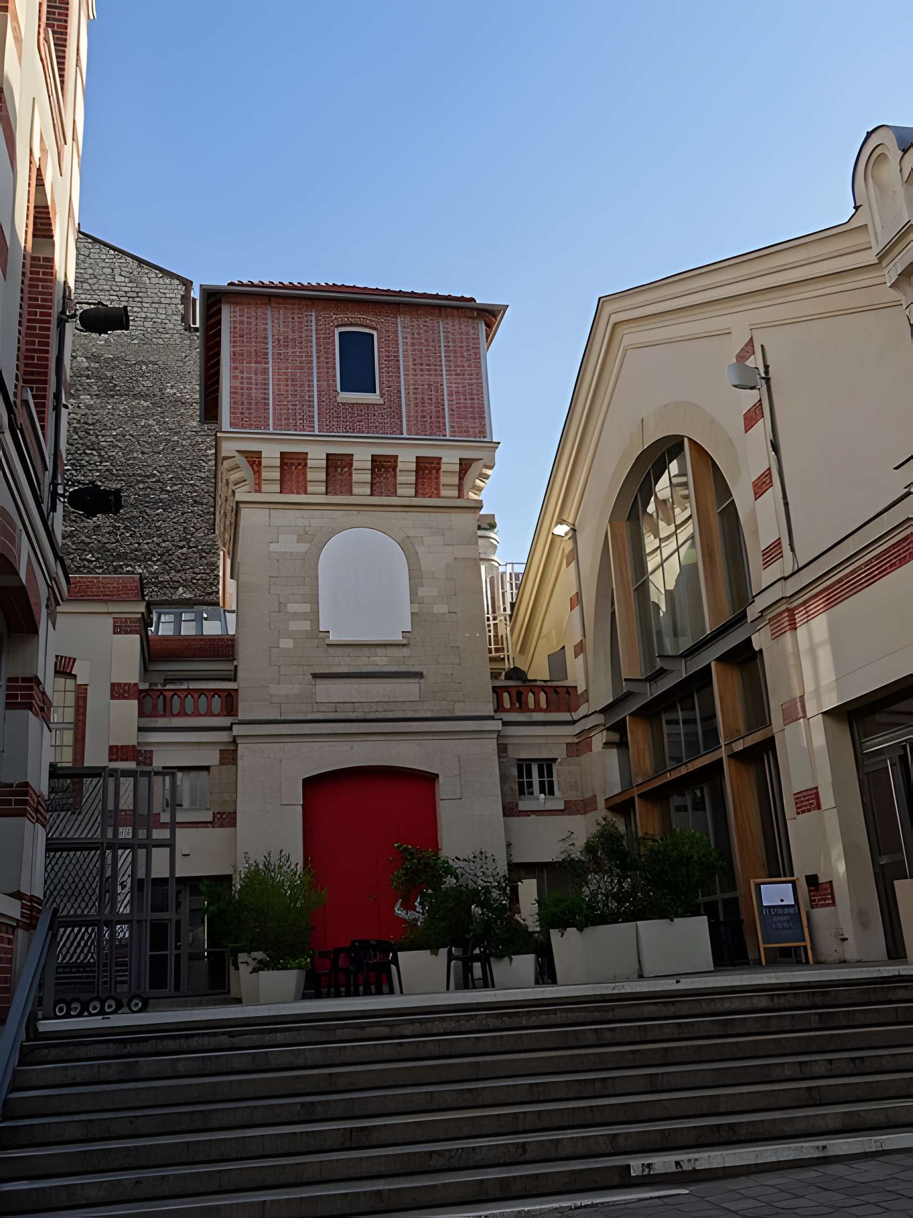Pompes Funèbres 108 Rue d'Aubervilliers - Paris 19ème
