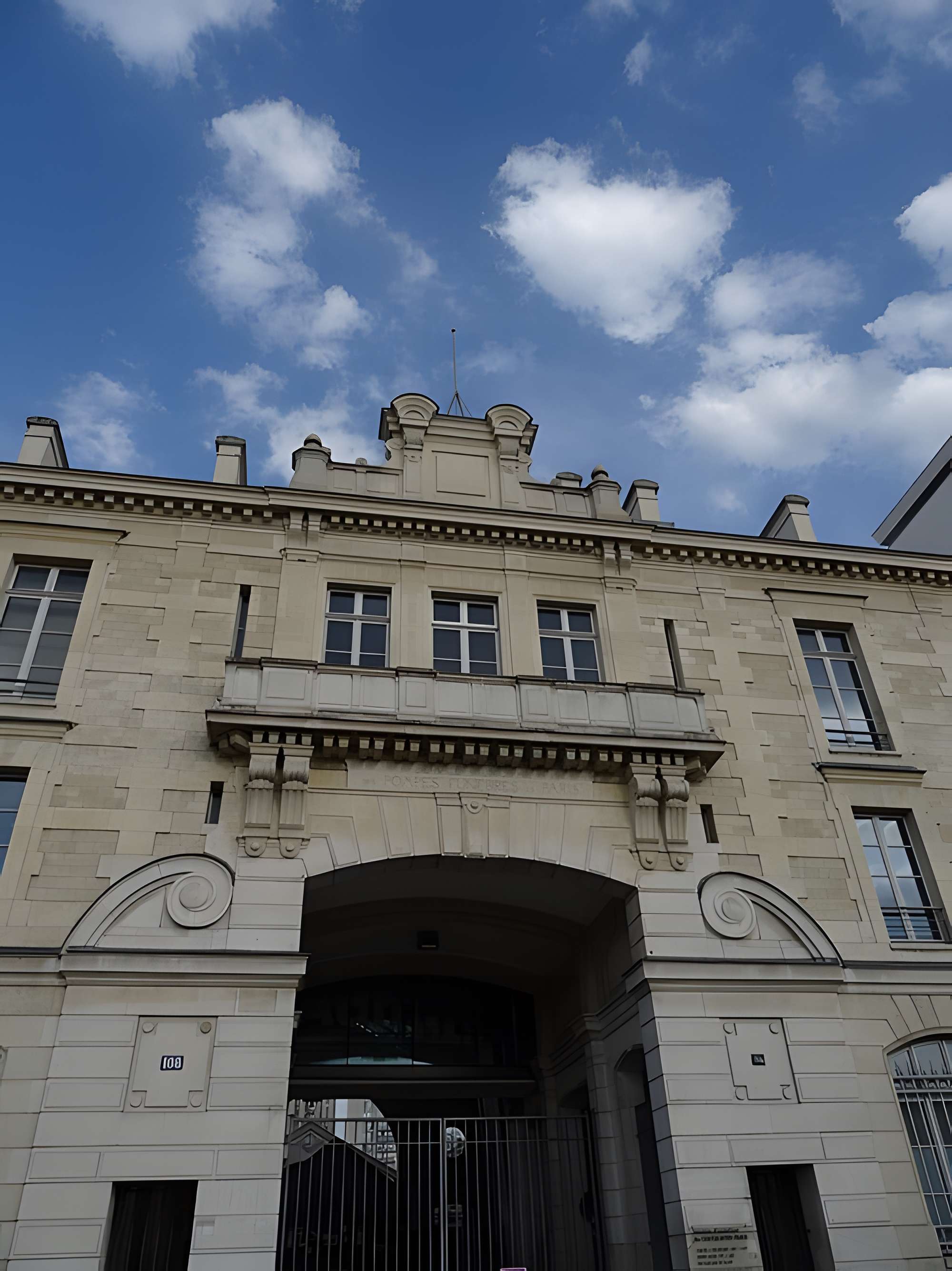 Pompes Funèbres 108 Rue d'Aubervilliers - Paris 19ème