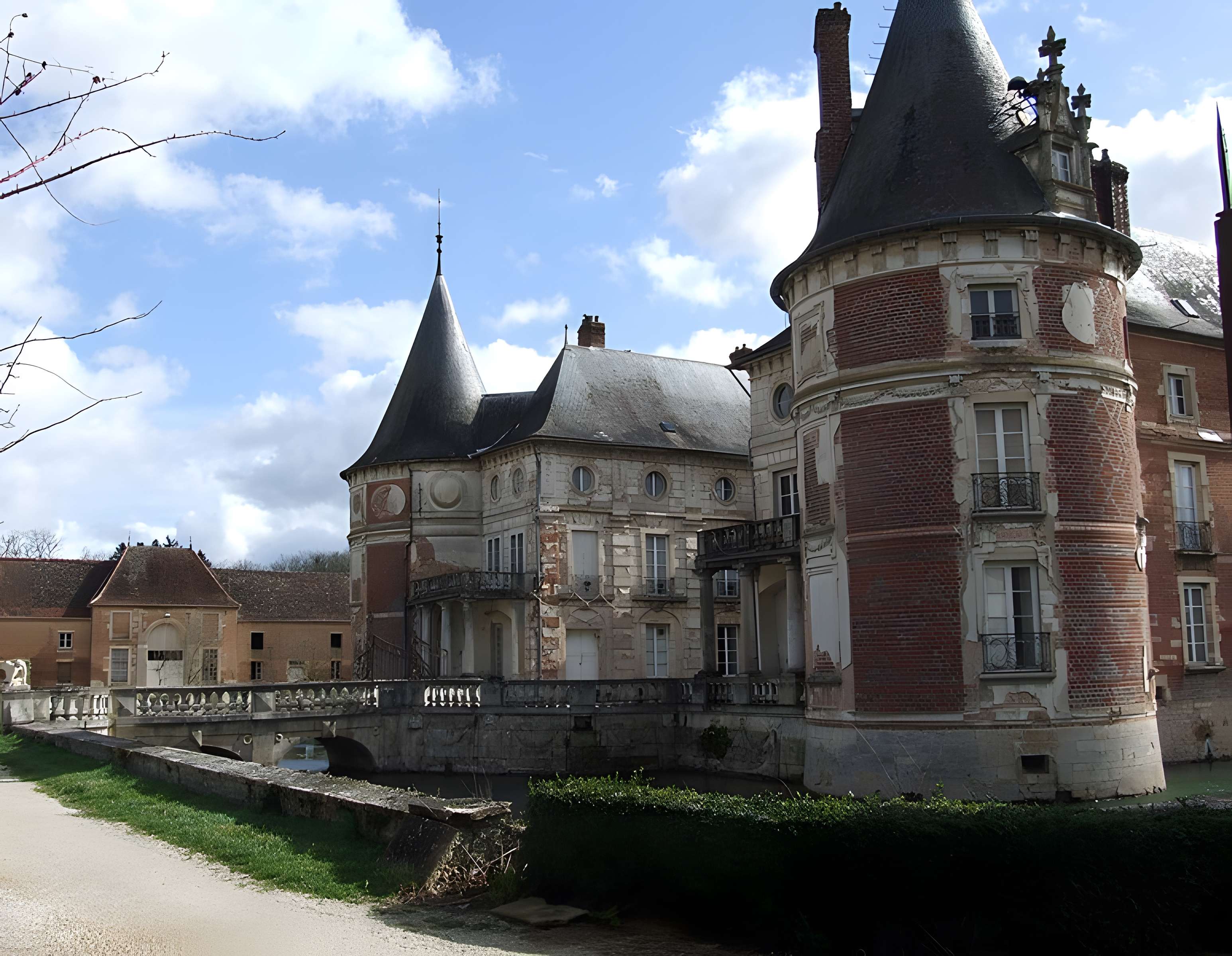 Château de Longecourt-en-Plaine