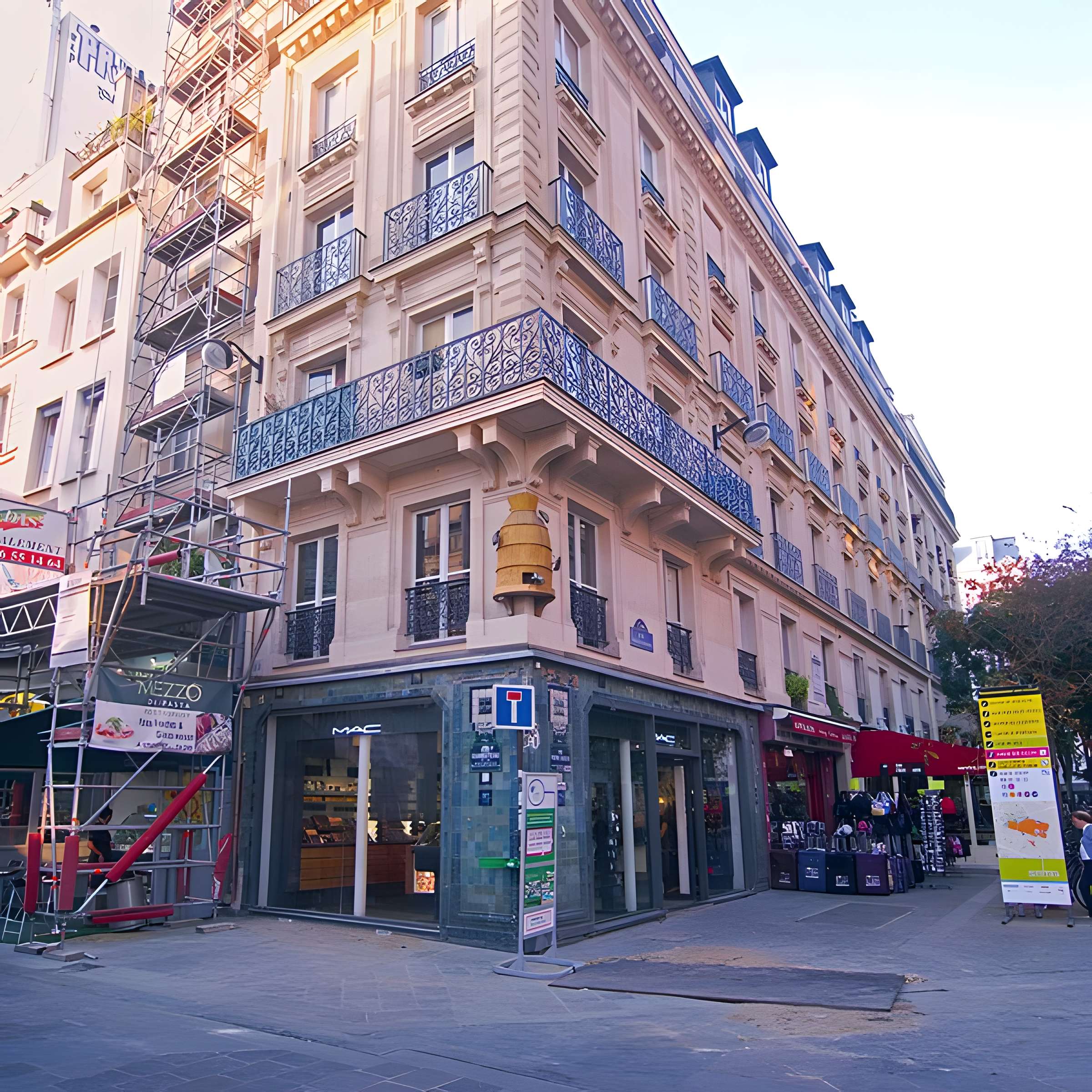 Épicerie, Rue Pierre-Lescot - Paris 1er