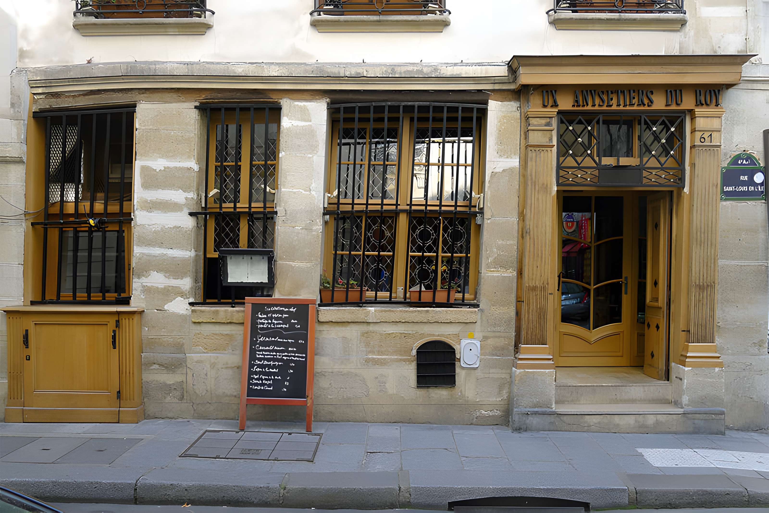 Boutique, Rue Saint-Louis-en-l'Île - Paris 4ème