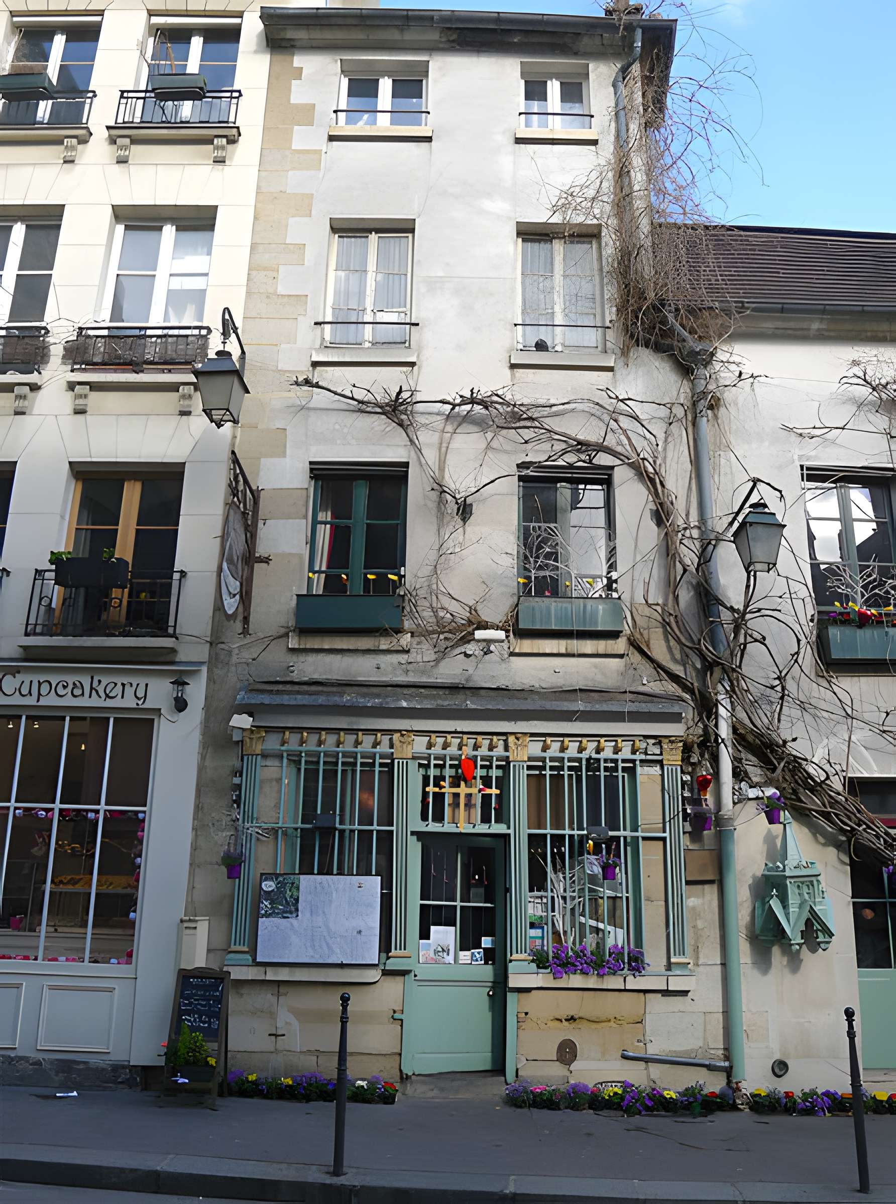 Débit de boisson, Rue Chanoinesse - Paris 4ème