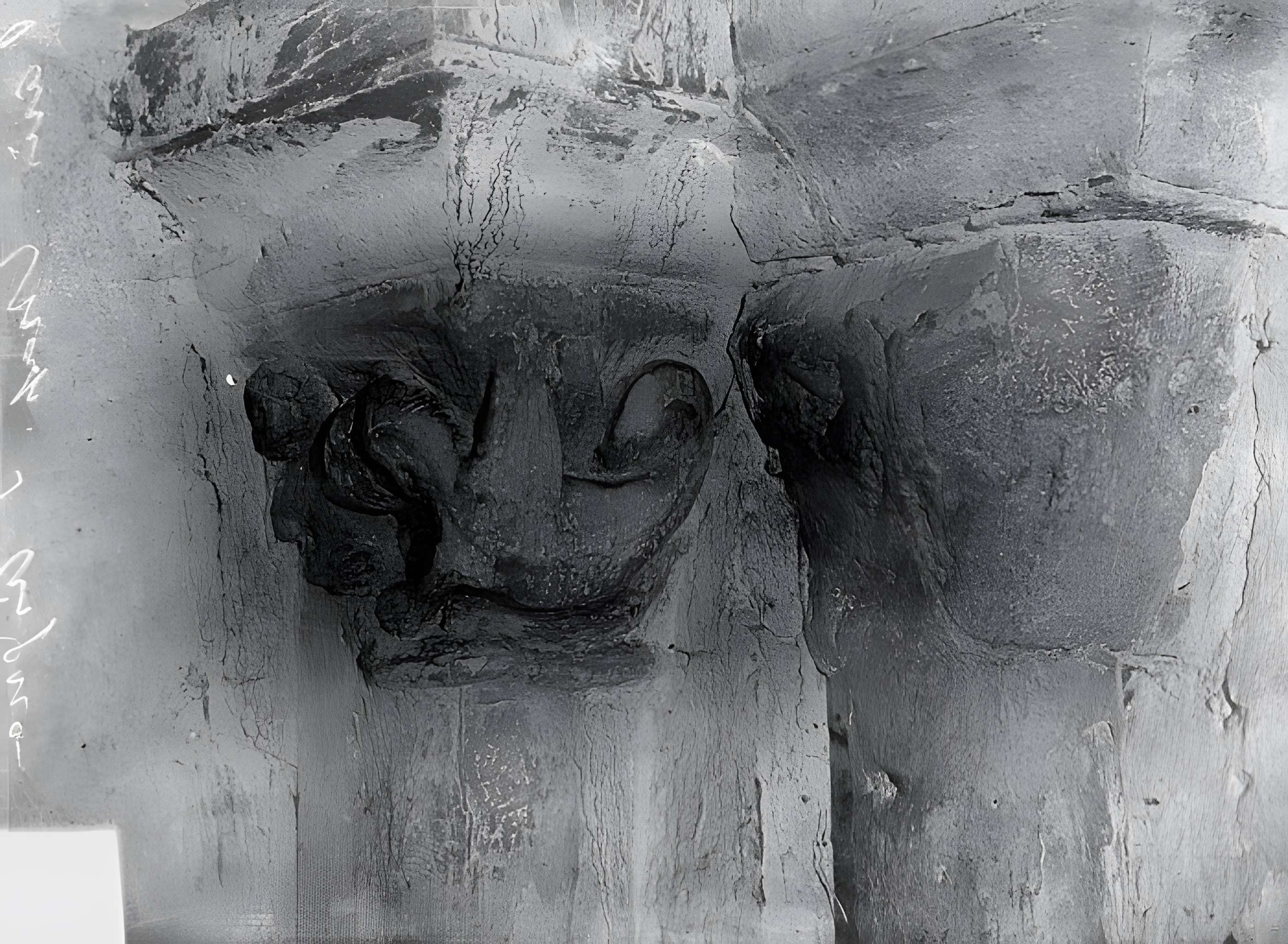 Débit de boisson, Rue Chanoinesse - Paris 4ème