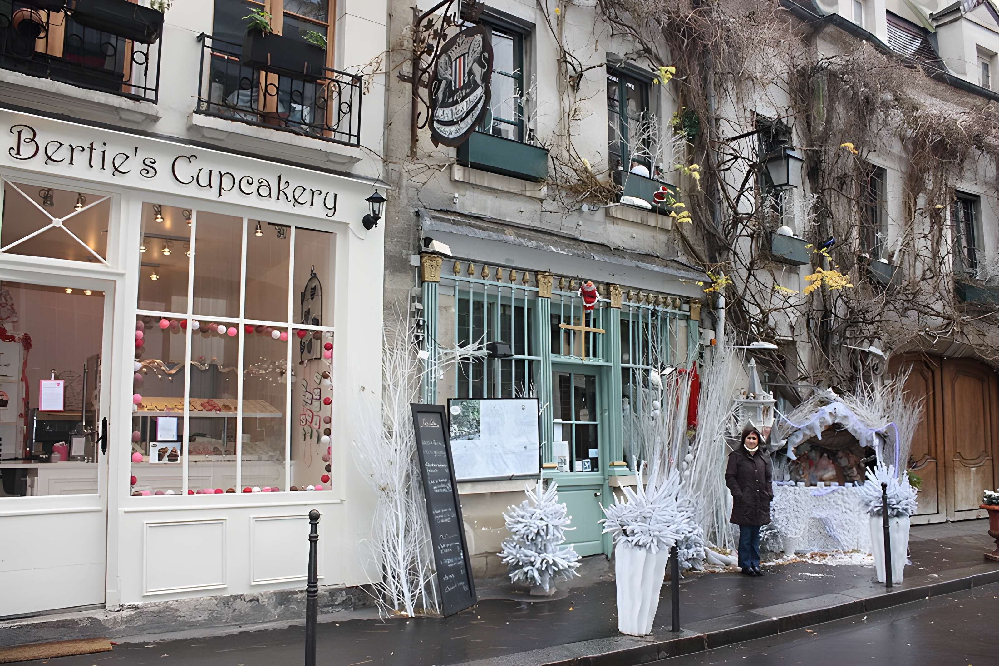 Débit de boisson, Rue Chanoinesse - Paris 4ème