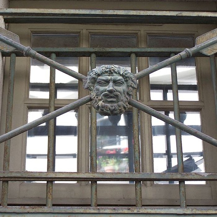 Photo de Boutique, Rue Frédéric-Sauton - Paris 5ème