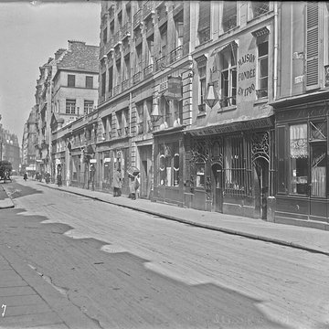 Boutique, Rue de Grenelle - Paris 7ème