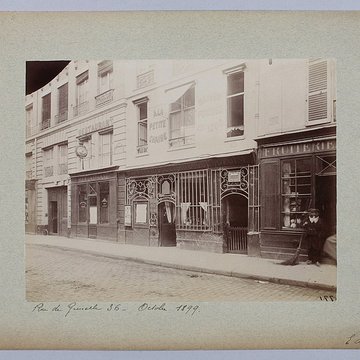 Boutique, Rue de Grenelle - Paris 7ème