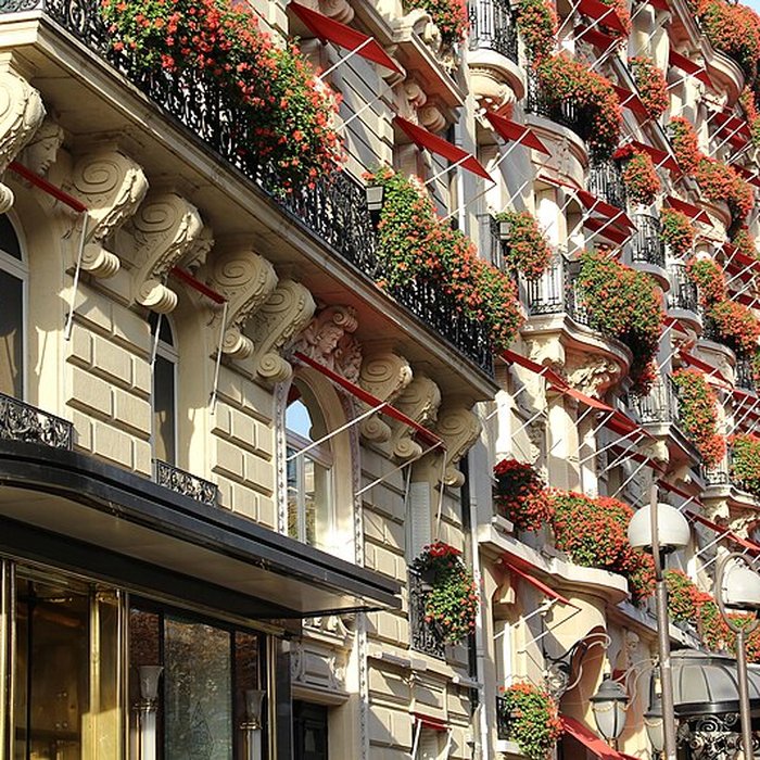 Photo de Hôtel Plaza-Athénée - Paris 8ème