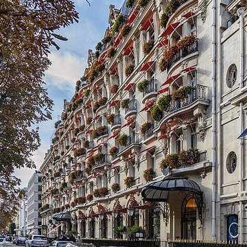 Hôtel Plaza-Athénée - Paris 8ème