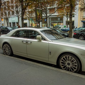 Hôtel Plaza-Athénée - Paris 8ème