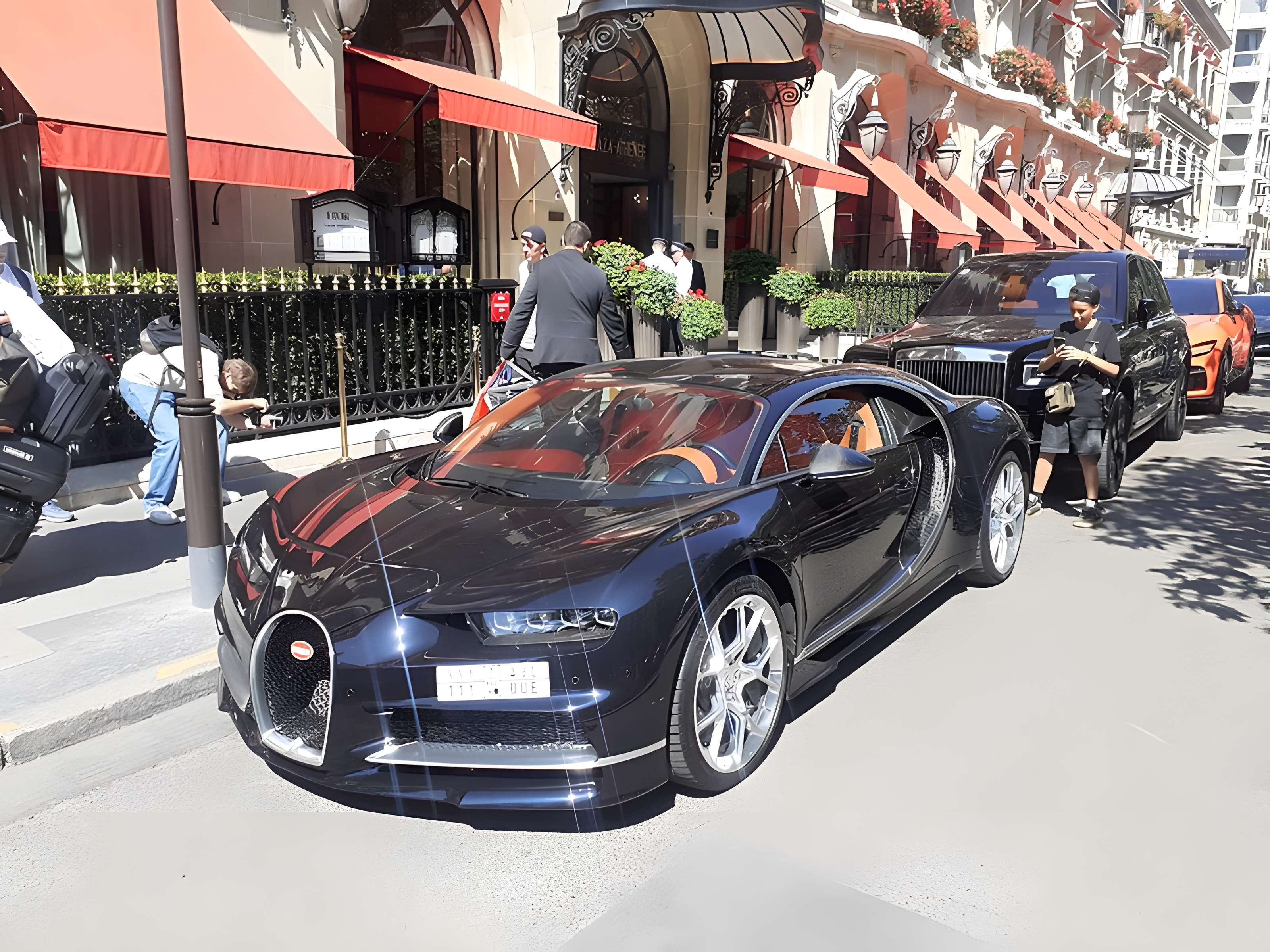 Hôtel Plaza-Athénée - Paris 8ème