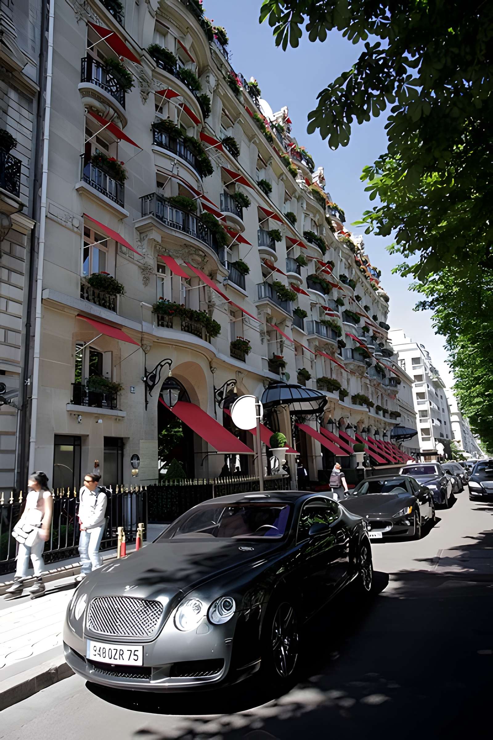 Hôtel Plaza-Athénée - Paris 8ème
