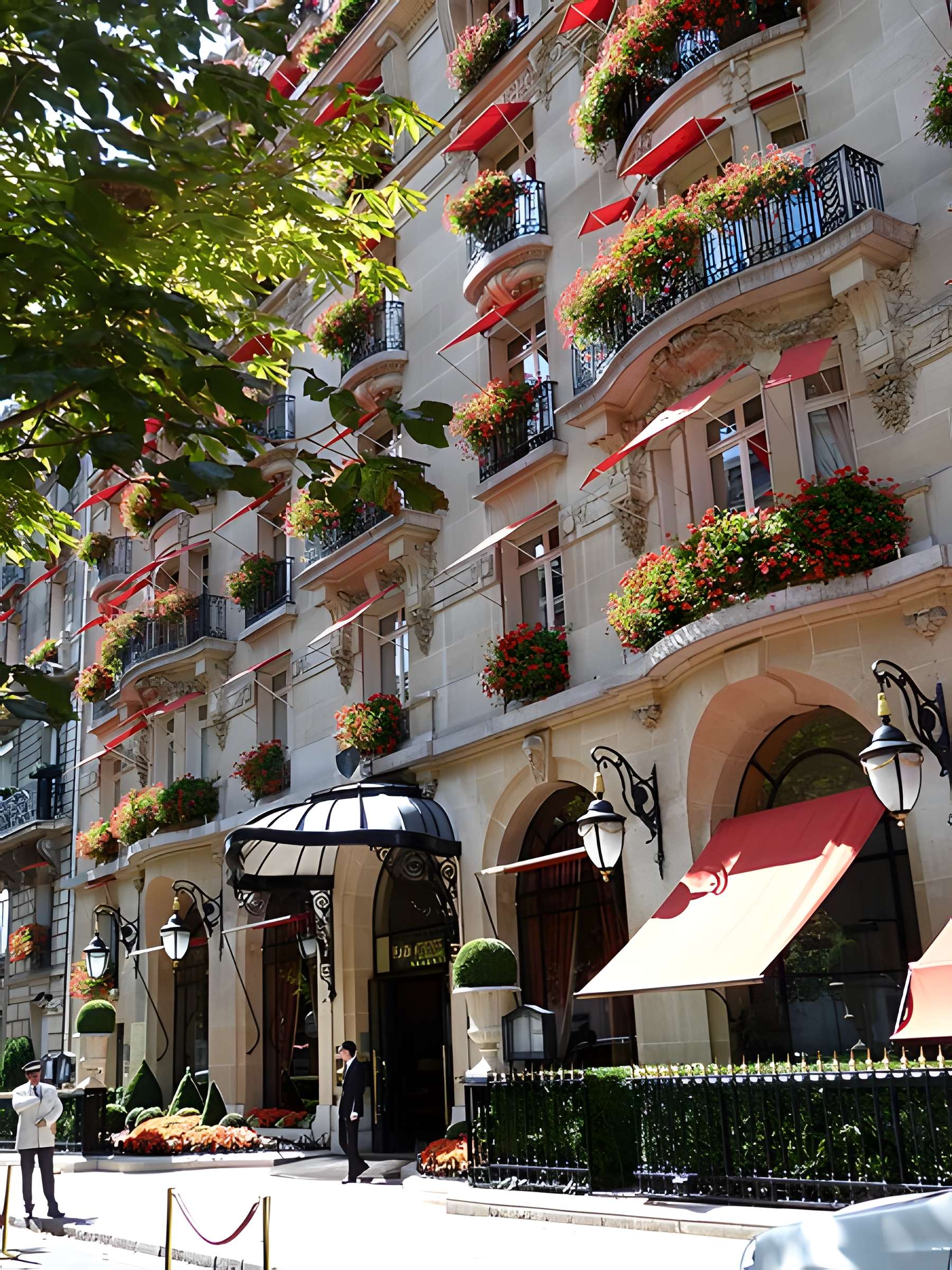 Hôtel Plaza-Athénée - Paris 8ème