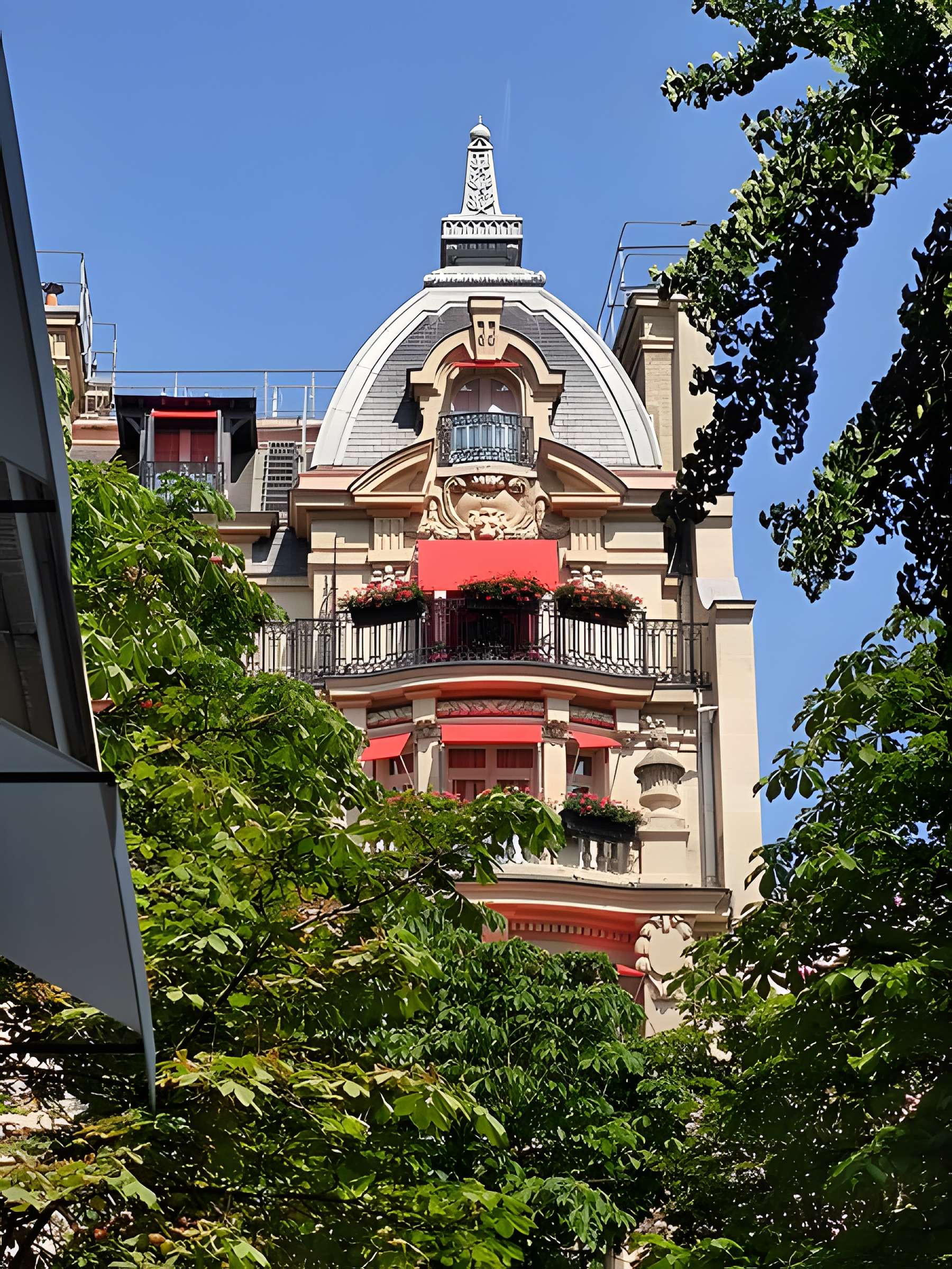 Hôtel Plaza-Athénée - Paris 8ème