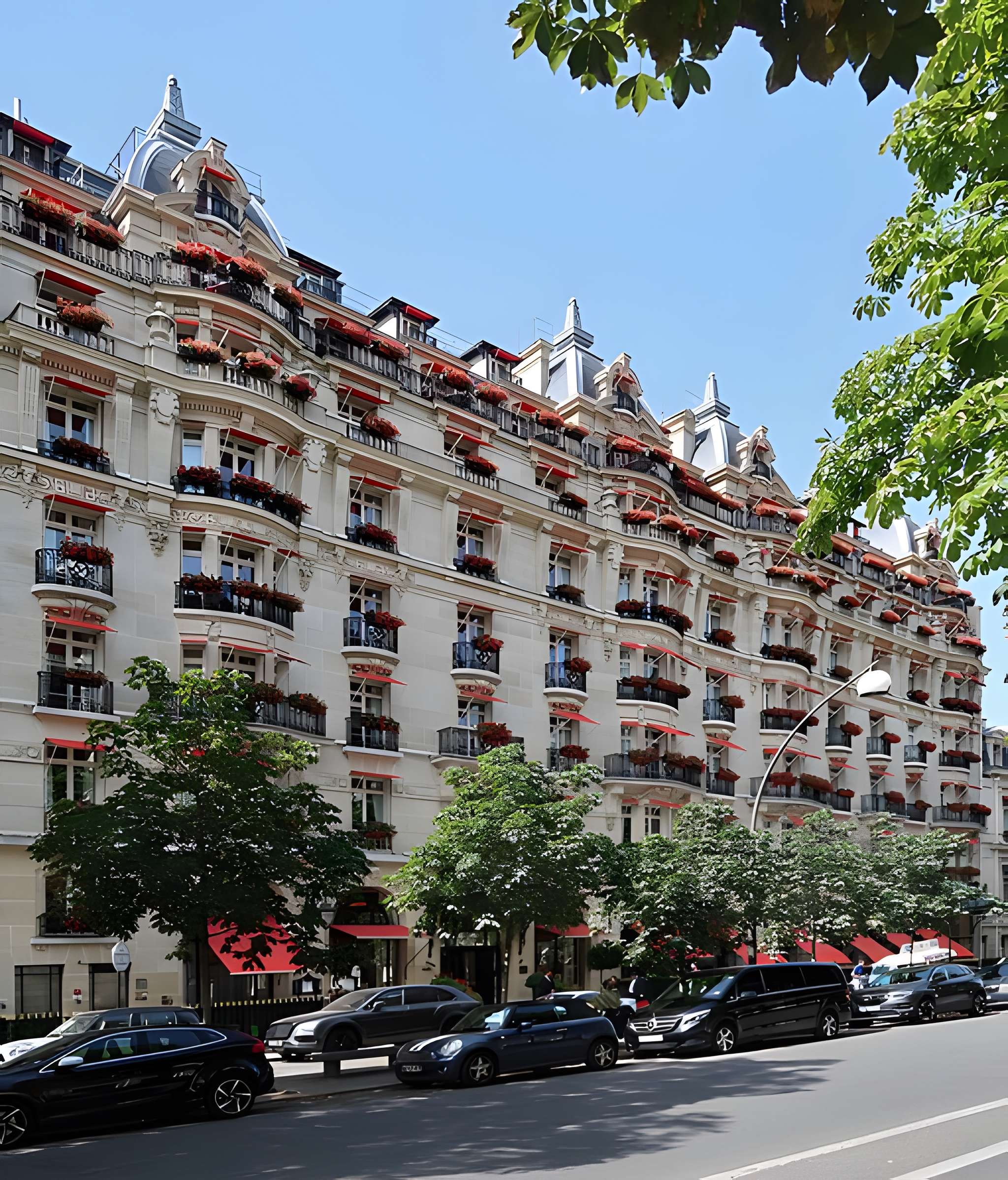Hôtel Plaza-Athénée - Paris 8ème