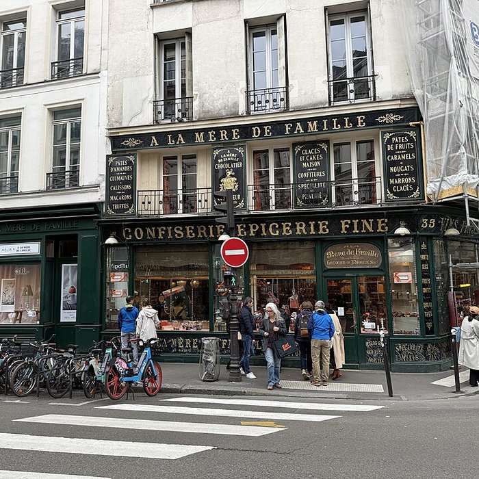 Photo de Épicerie fine À la mère de famille - Paris 9ème
