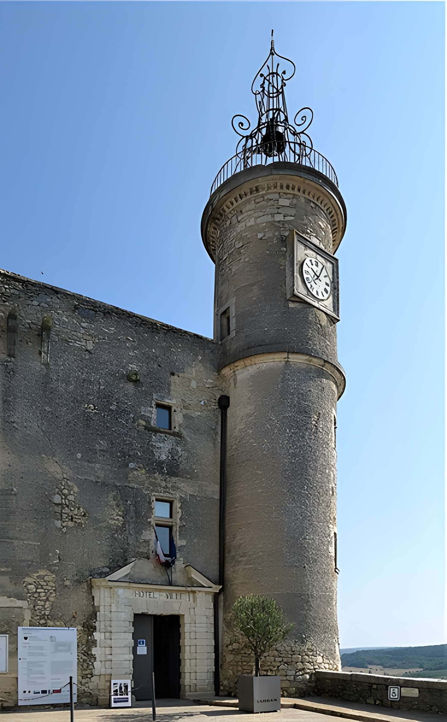 Château de Lussan