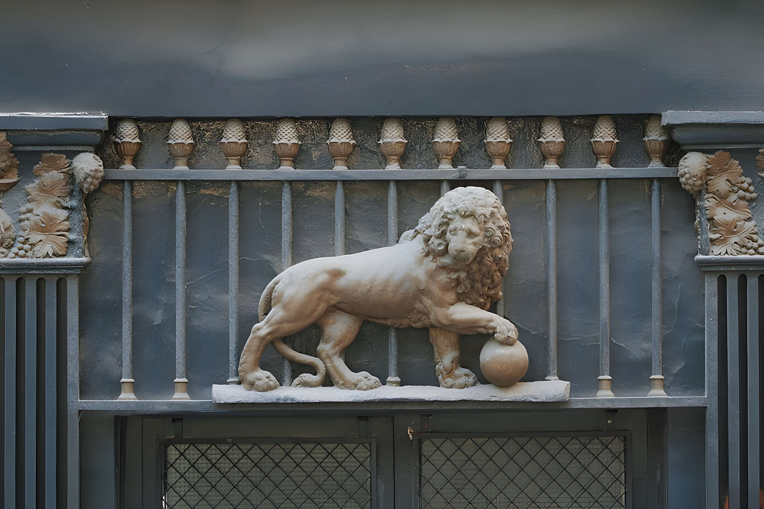 À l'enseigne du lion d'or - Paris 10ème