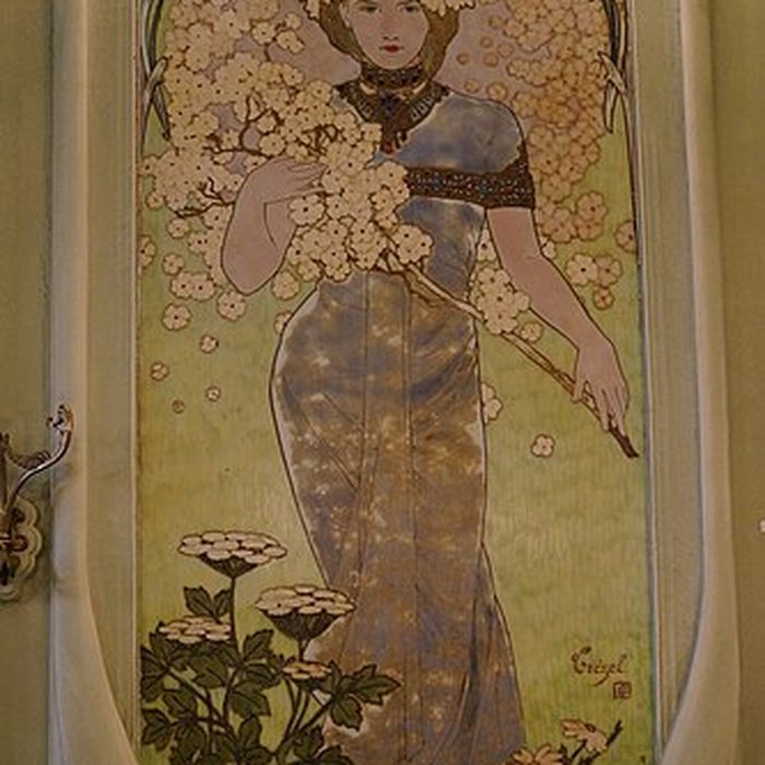 Photo de Immeuble abritant le restaurant Julien