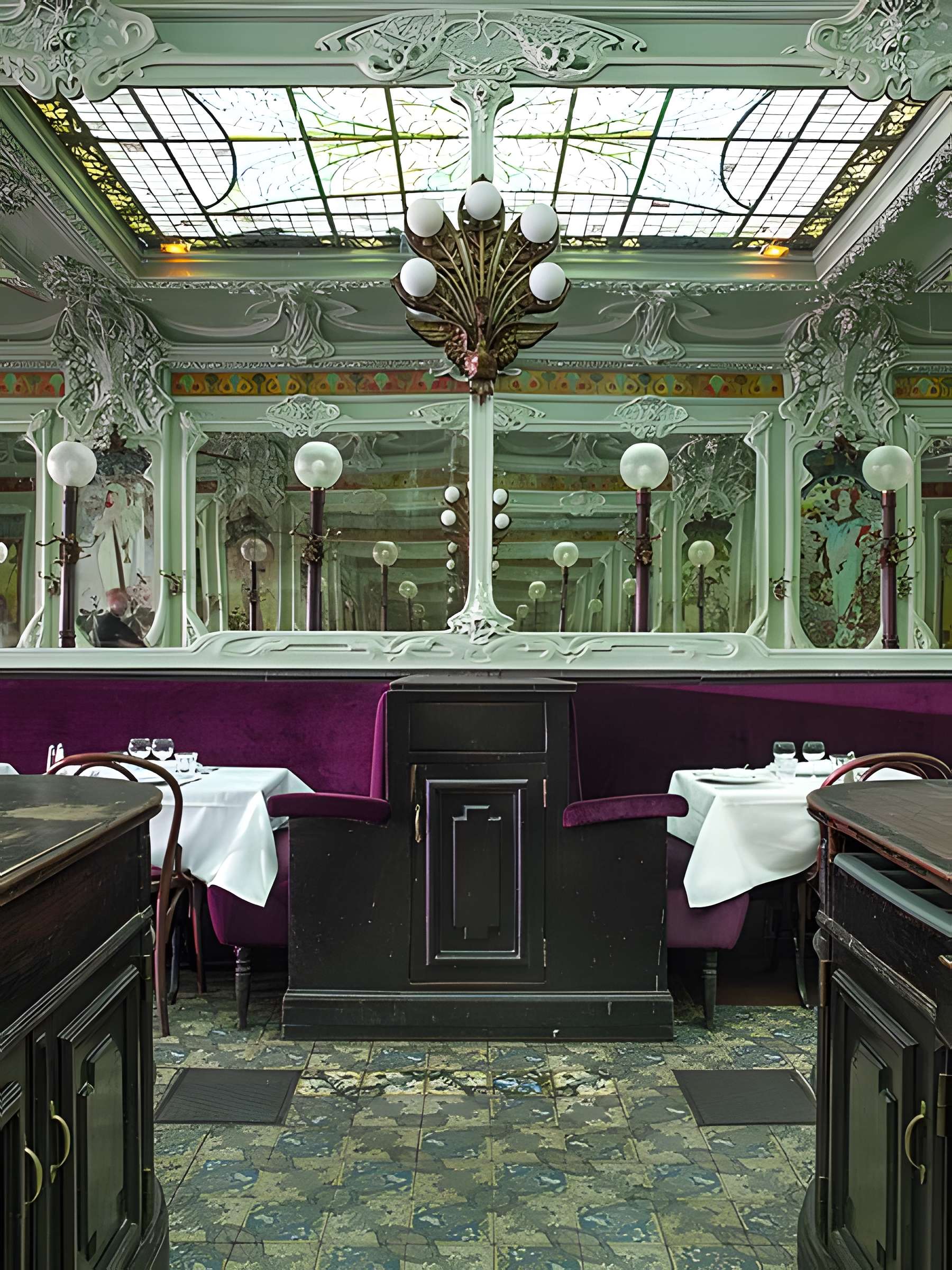 Immeuble abritant le restaurant Julien