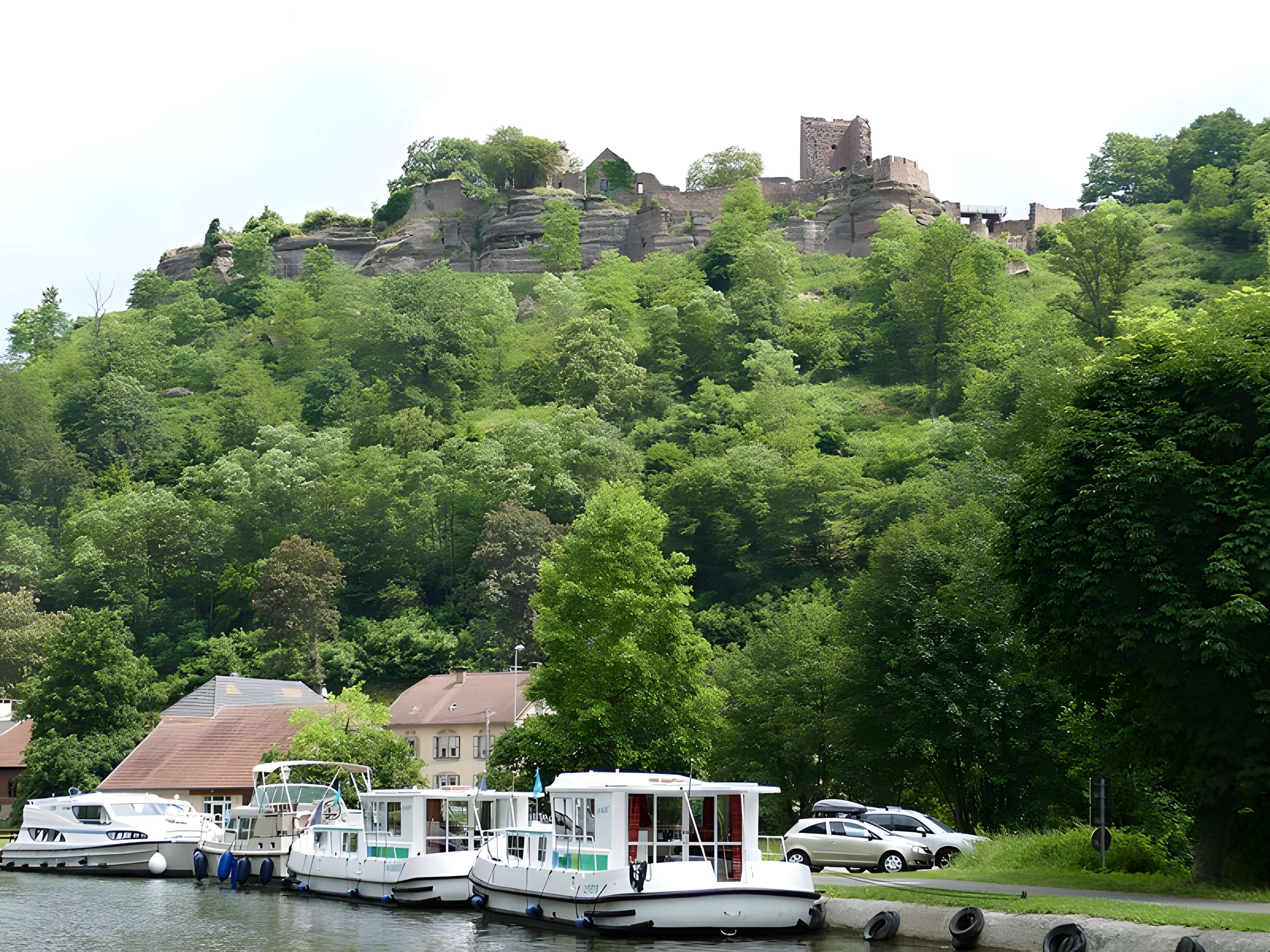 Château de Lutzelbourg