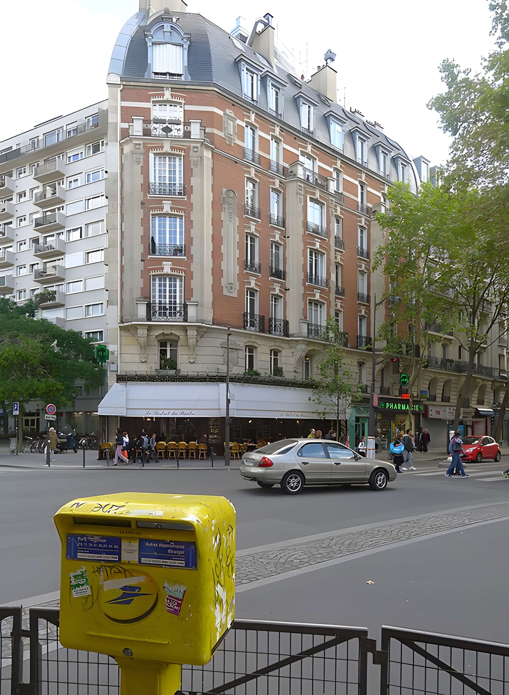 Café-Bar, Avenue Ledru-Rollin - Paris 11ème