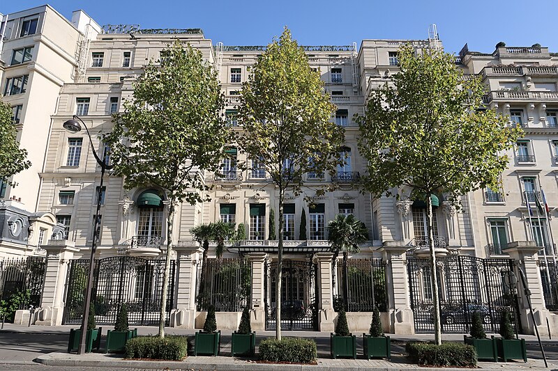 Shangri-La Hotel Paris