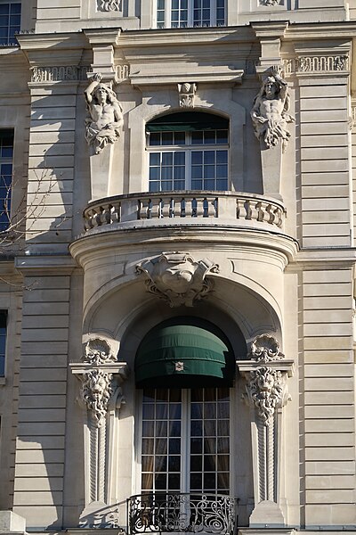 Shangri-La Hotel Paris