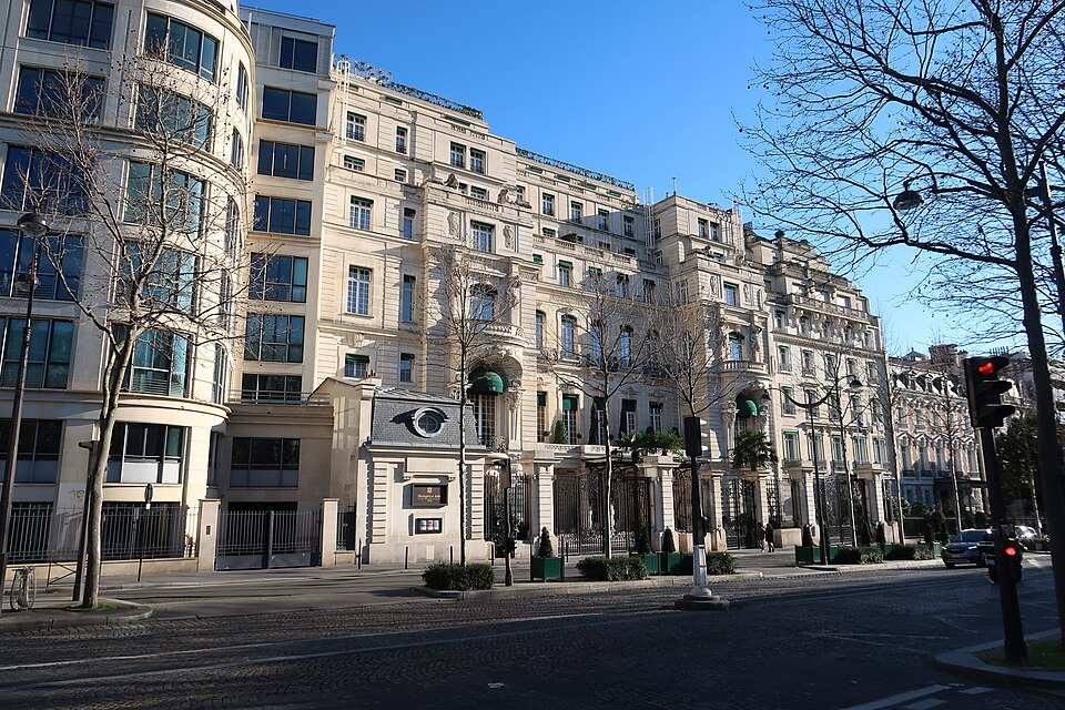 Shangri-La Hotel Paris