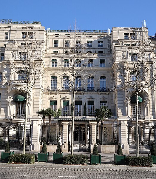 Shangri-La Hotel Paris